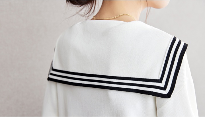 College style autumn sweater short tops for women