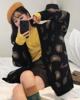 Woolen yarn loose coat leopard knitted sweater for women