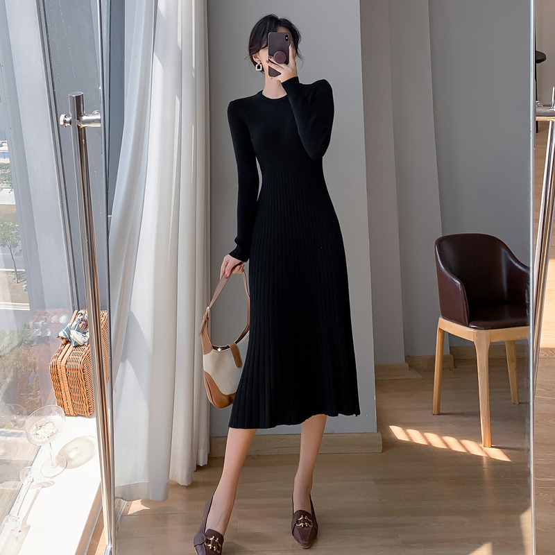 Long knitted sweater dress pinched waist exceed knee dress