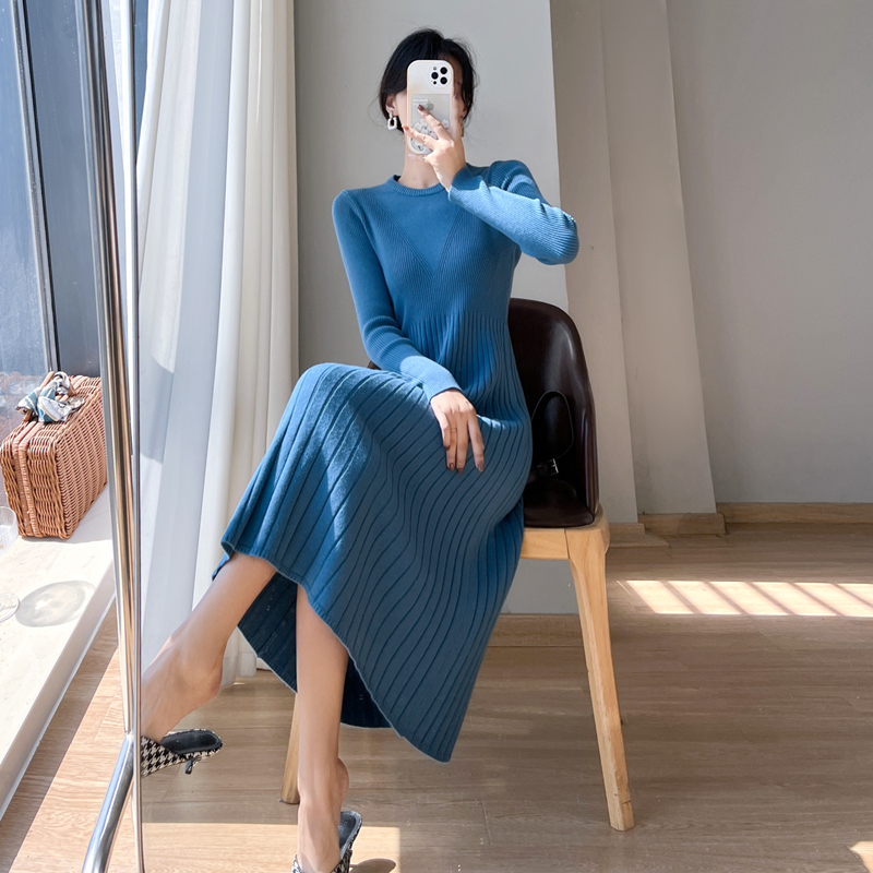 Long knitted sweater dress pinched waist exceed knee dress