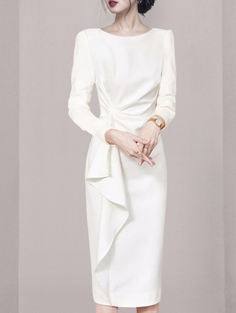Intellectuality business suit white dress