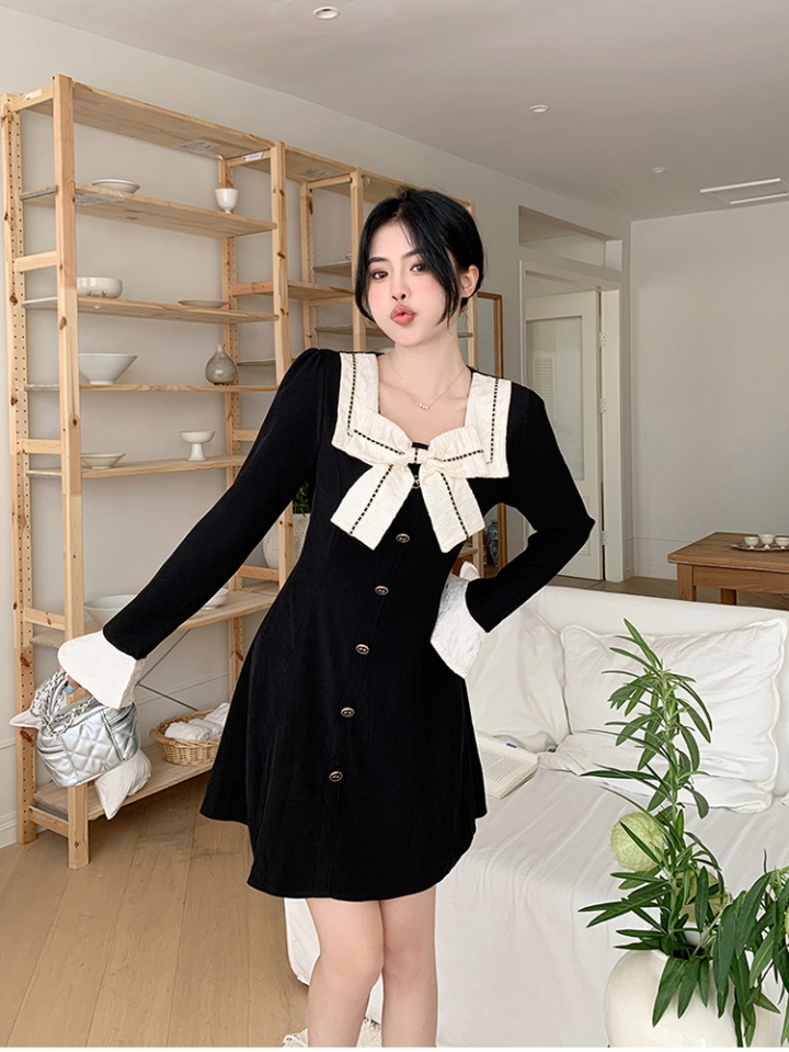 Large yard bow short square collar dress for women
