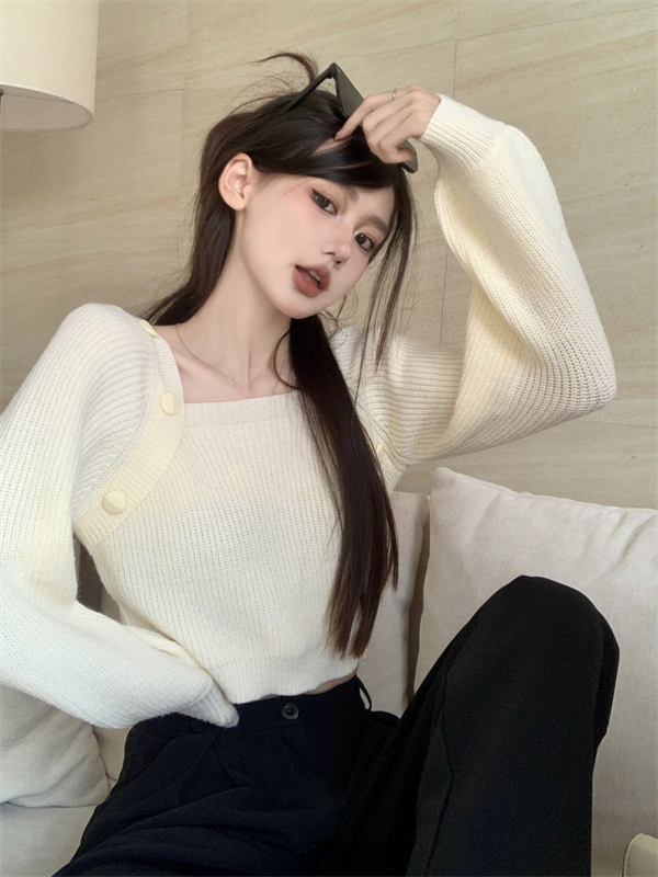 Retro slim sweater pullover short bottoming shirt