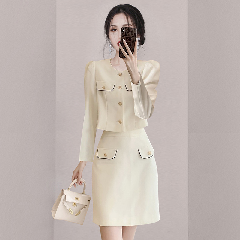 Long sleeve light luxury short skirt autumn tops 2pcs set