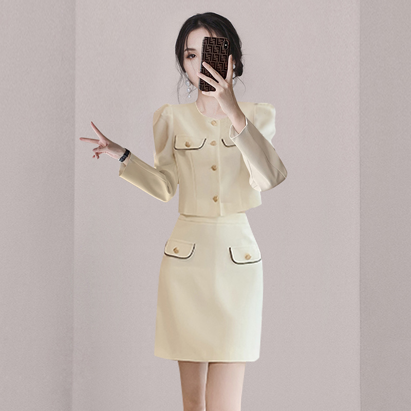 Long sleeve light luxury short skirt autumn tops 2pcs set
