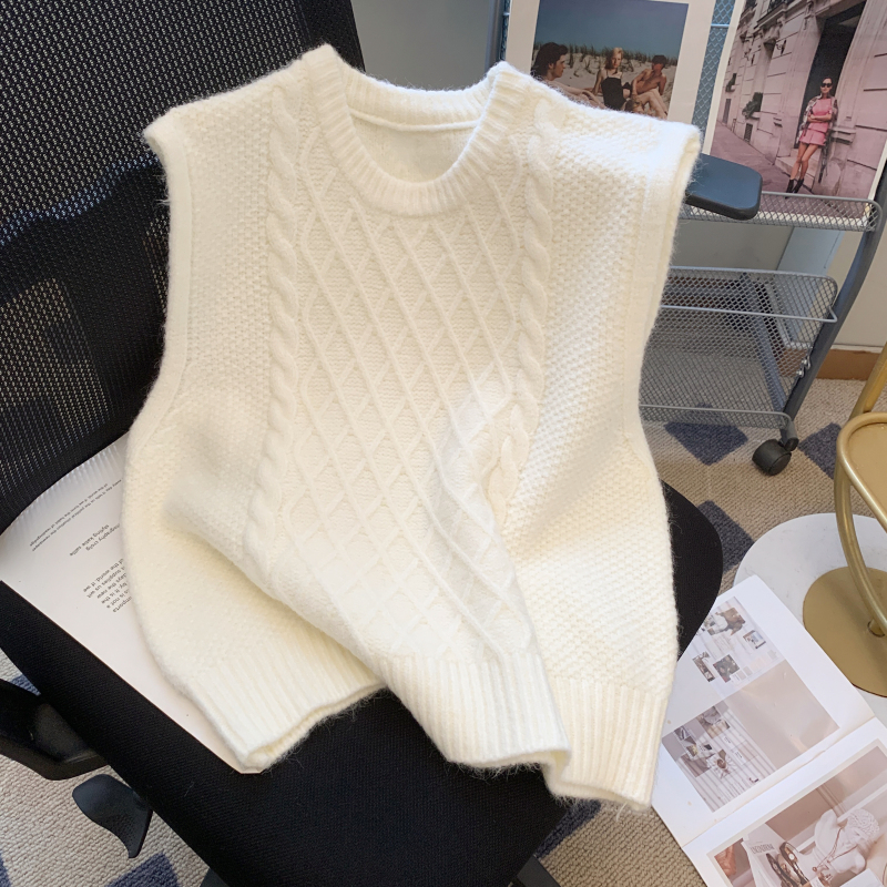 Autumn knitted sweater twist round neck waistcoat