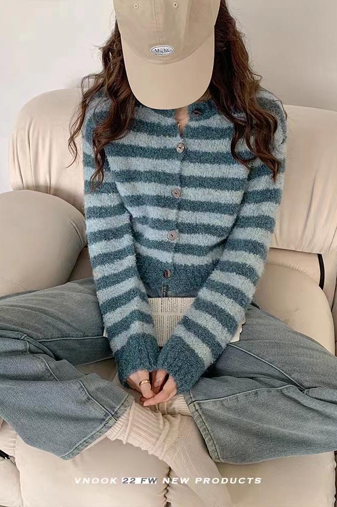 Stripe short cardigan niche sweater for women