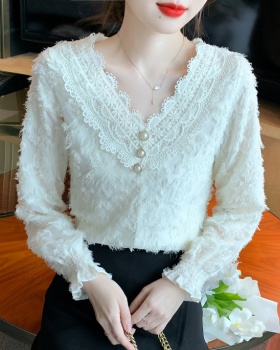V-neck bottoming shirts Western style tops for women
