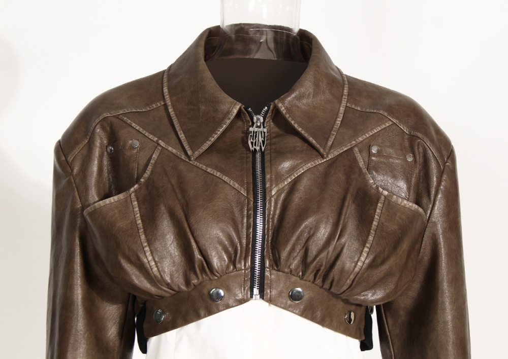 Pseudo-two locomotive jacket street short coat for women