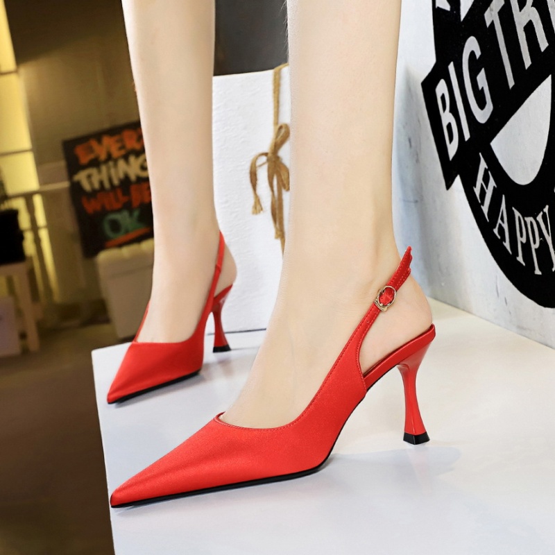 Pointed hollow fashion low simple shoes for women