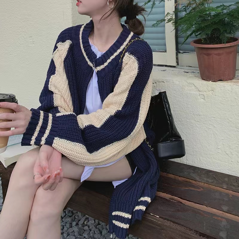 Retro Japanese style lazy splice sweater for women