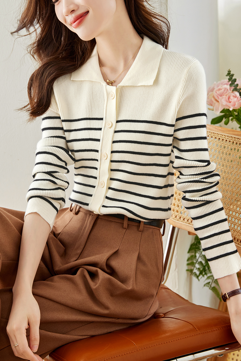 Knitted stripe coat tender cardigan for women