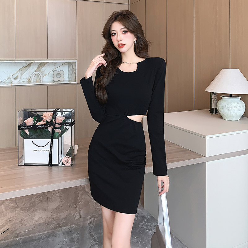 Oblique collar hollow sexy bottoming long sleeve dress