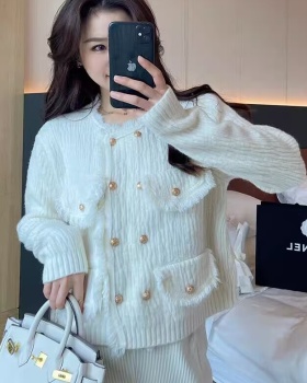 Spring and autumn coat fashion and elegant sweater for women