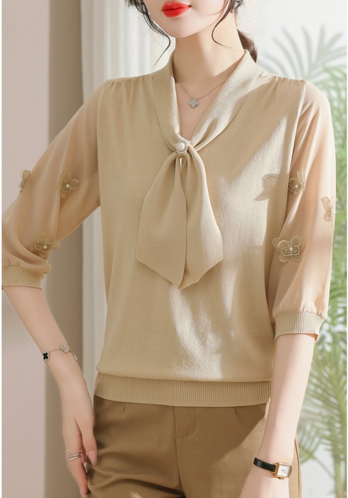 Middle-aged small shirt tops for women