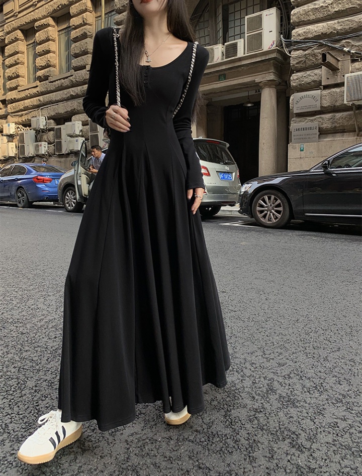 Black slim knitted dress U-neck pinched waist long dress for women