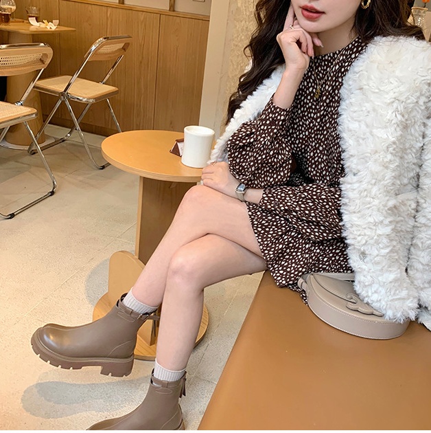 Low cylinder thick crust autumn and winter boots for women