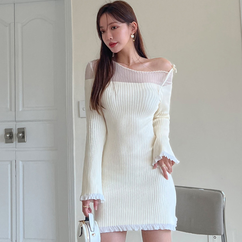 Long sleeve slim T-back knitted dress for women