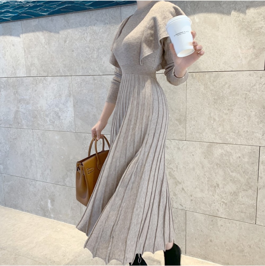 Light knitted exceed knee pinched waist slim dress