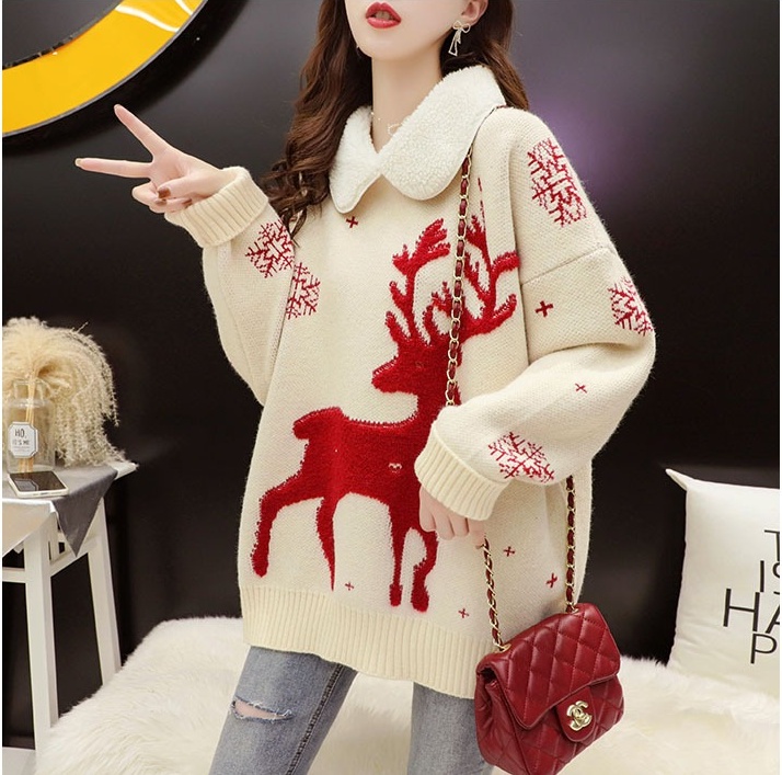 Fawn quality tops red sweater