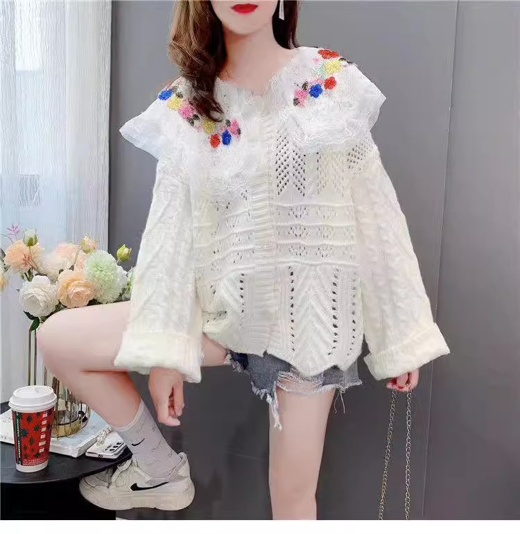 Loose knitted navy collar lace cardigan for women