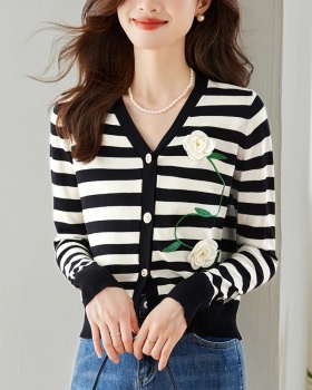 Short autumn cardigan long sleeve stripe sweater for women