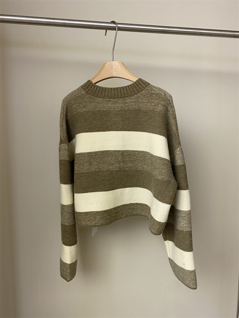 Retro round neck cardigan loose sweater for women