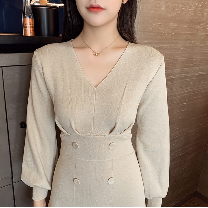V-neck slim sweater fashion and elegant dress
