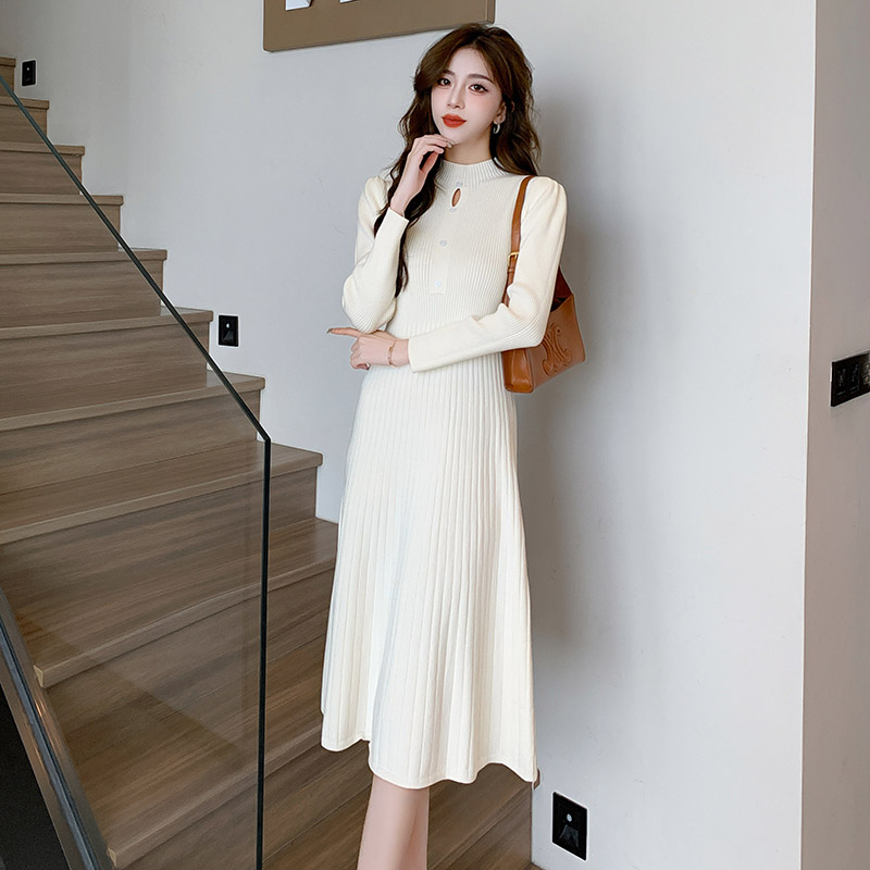 Pure pullover lady refreshing half high collar knitted dress