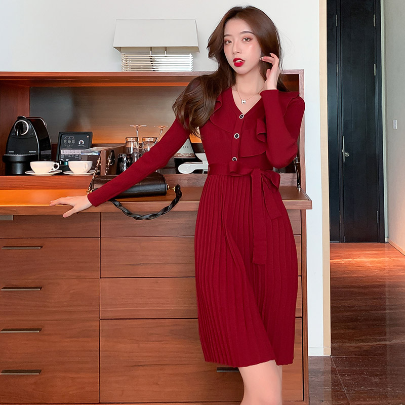 Buckle long sleeve wood ear dress knitted pullover sweater