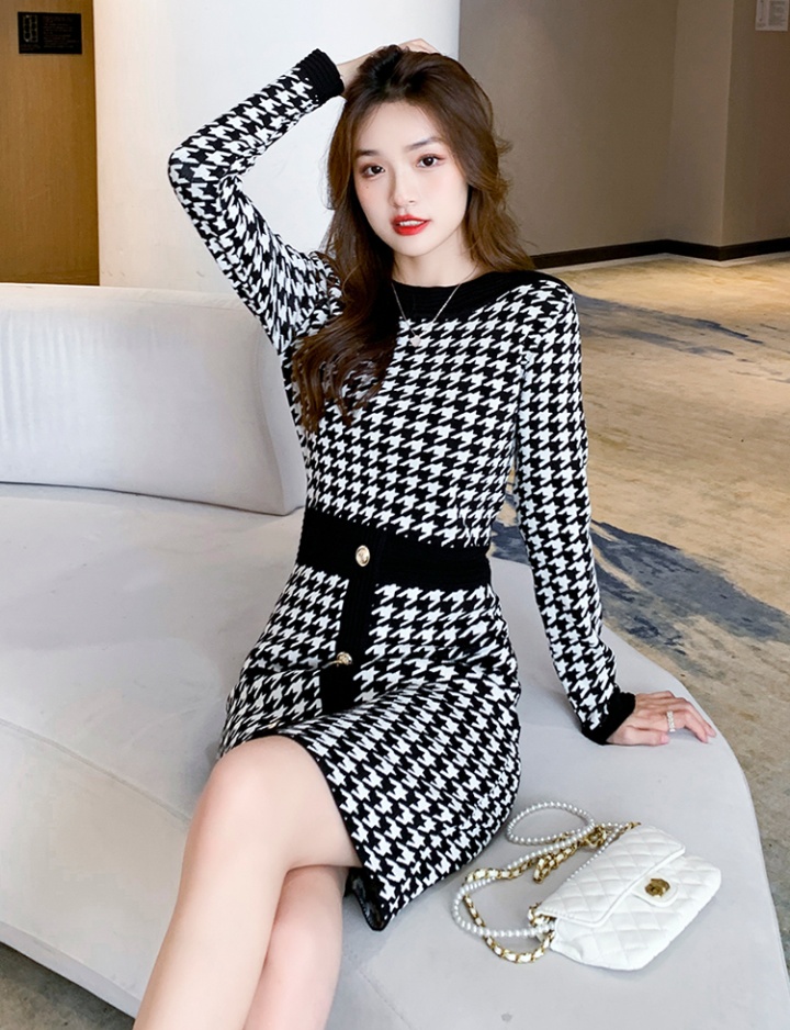 Lady elegant sweater horizontal collar houndstooth dress