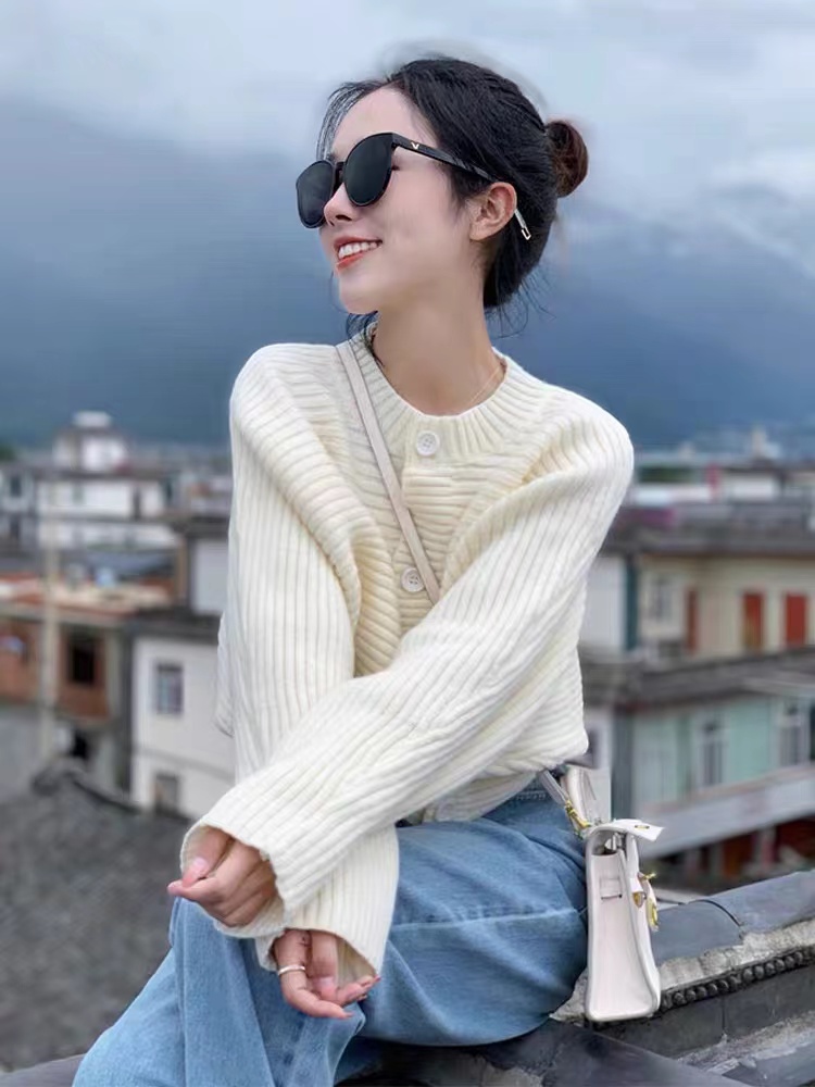 Autumn and winter lazy sweater small fellow coat