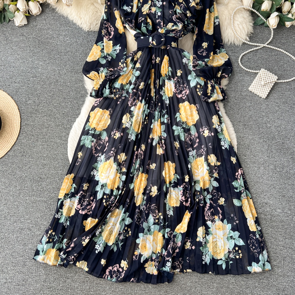 Sweet long autumn vacation printing dress for women
