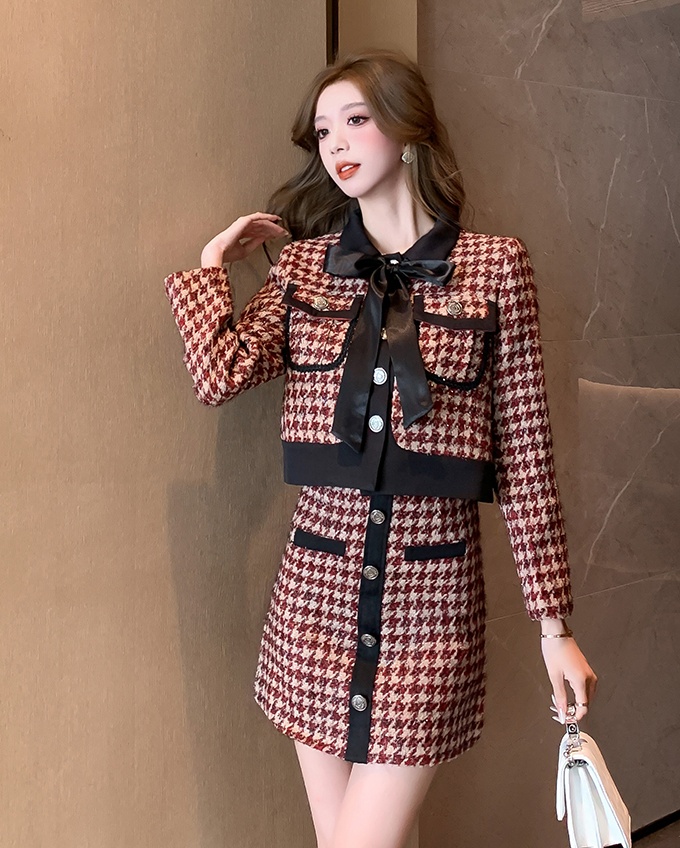 Houndstooth ladies skirt fashion and elegant woolen coat a set