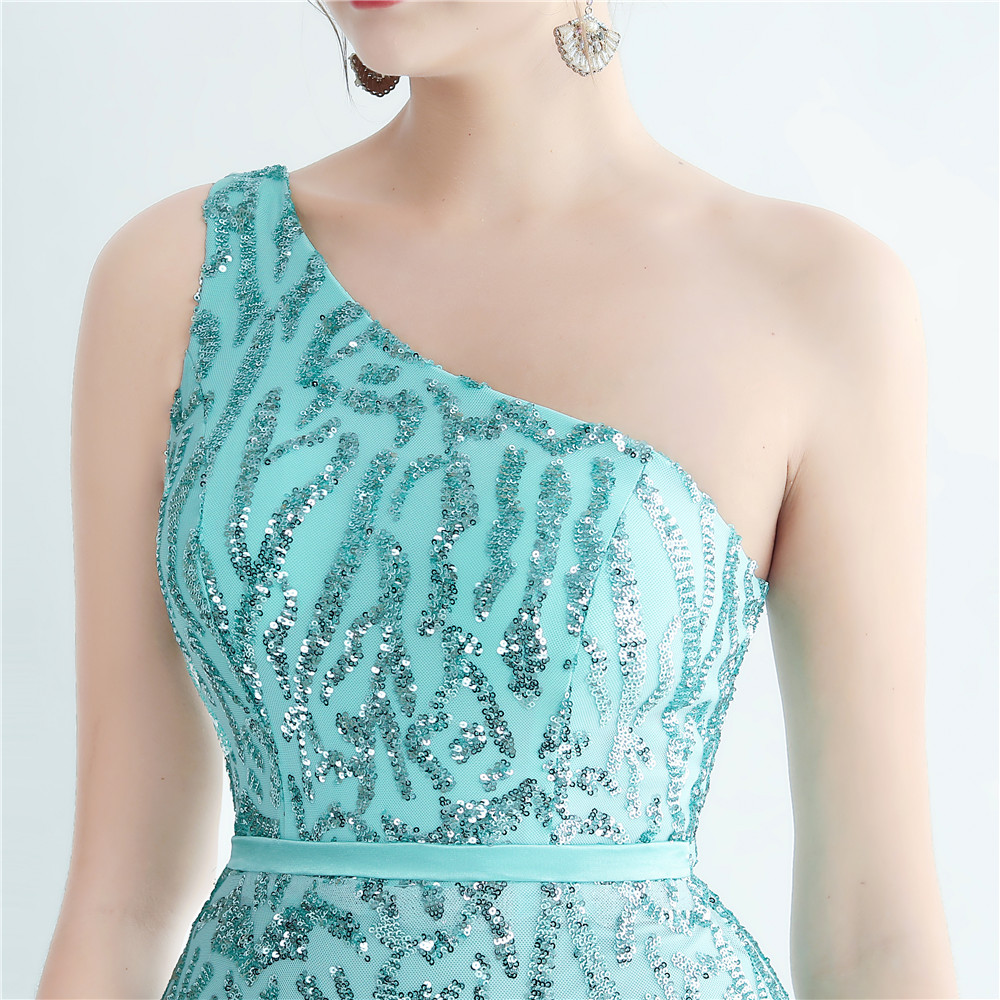 Split shoulder sequins long oblique collar evening dress