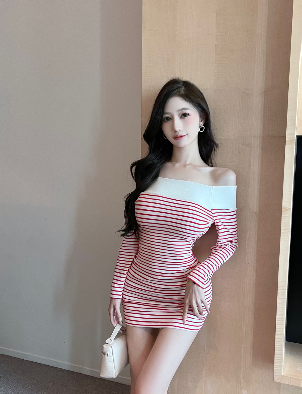 Long sleeve strapless bottoming stripe tight dress
