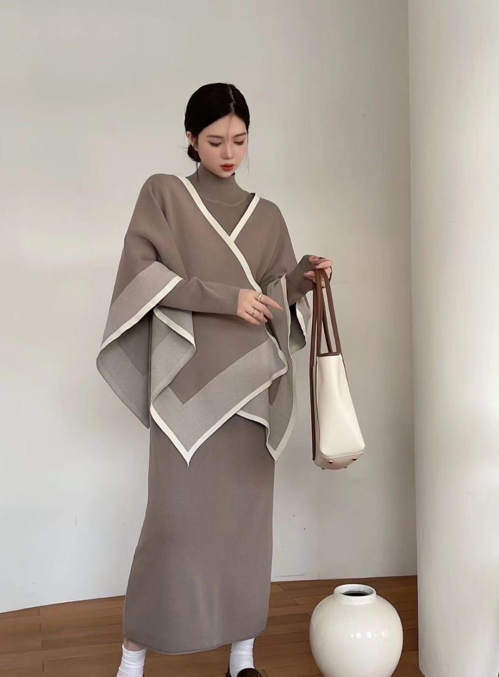 Korean style cloak thermal shawl 2pcs set for women