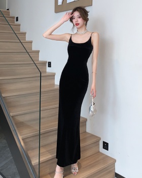 Black long package hip slim sling dress for women