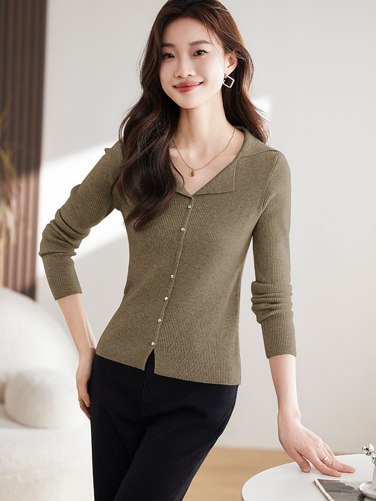 Knitted V-neck tops temperament bottoming shirt