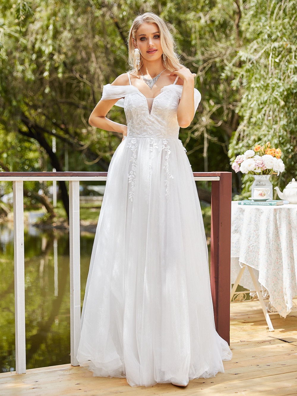 V-neck European style wedding dress slim sexy long dress