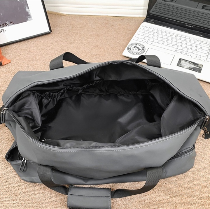 Portable waterproof sports high capacity travel bag