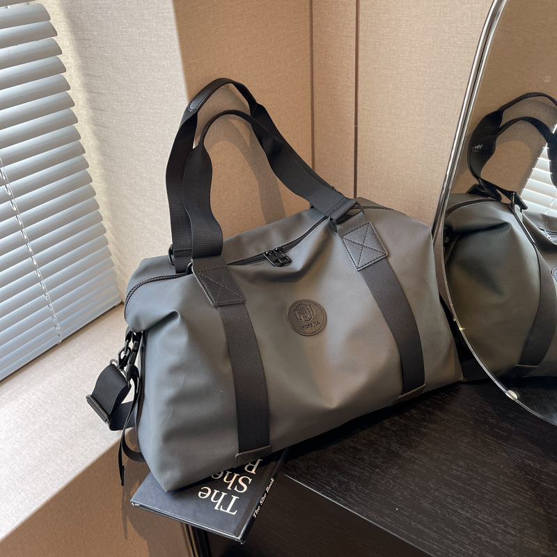 Portable student handbag high capacity travel bag