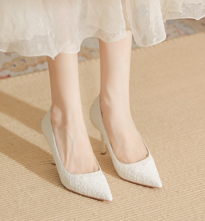 White sequins shoes sheepskin pointed wedding dress