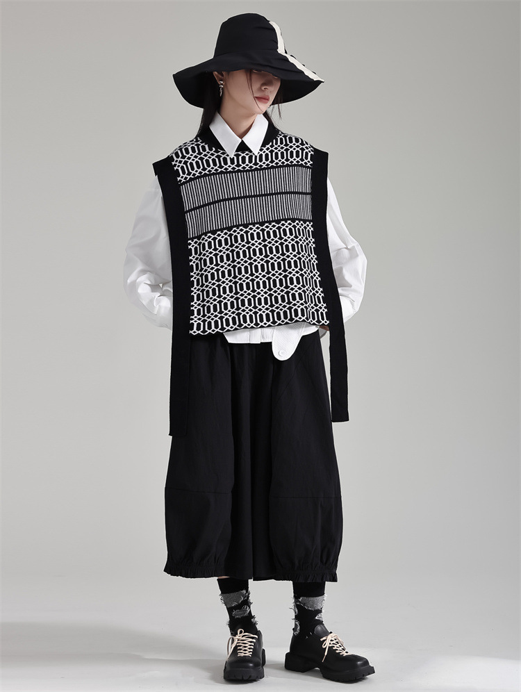 Niche autumn and winter tops knitted retro waistcoat