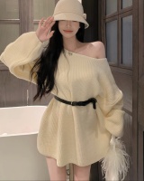 Sweet knitted T-back loose with belt dress