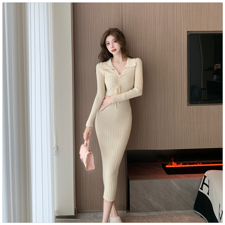 Bottoming autumn and winter overcoat knitted dress