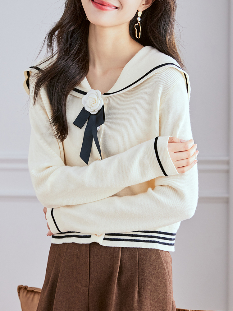 Navy collar fashion and elegant tops lapel sweater