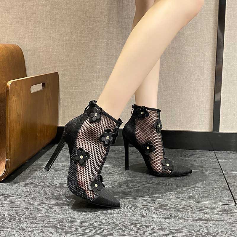 Flowers hollow short boots European style boots