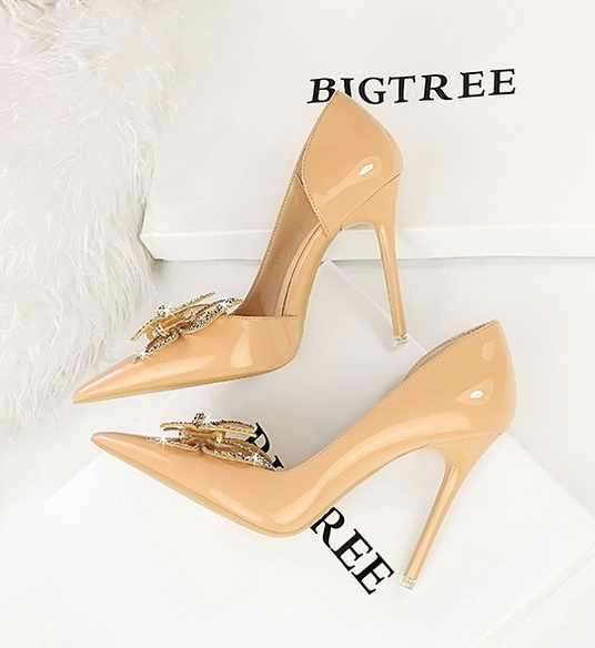 Pointed European style high-heeled shoes banquet shoes