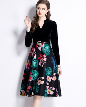 A-line autumn printing V-neck big skirt high waist dress